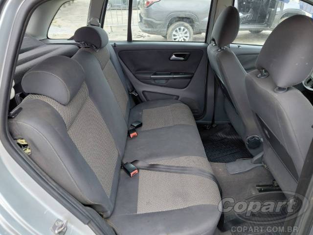 2011 VOLKSWAGEN SPACEFOX 