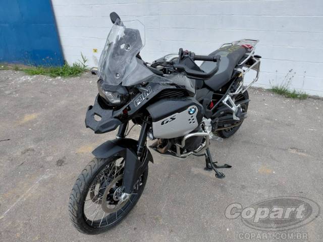 2025 BMW F 900 