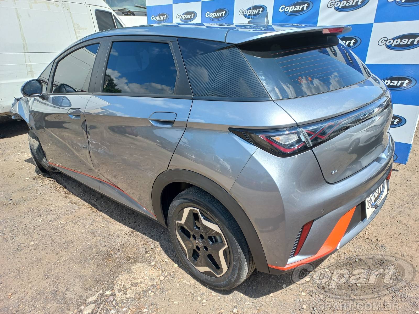 Foto 3: 2024 BYD DOLPHIN