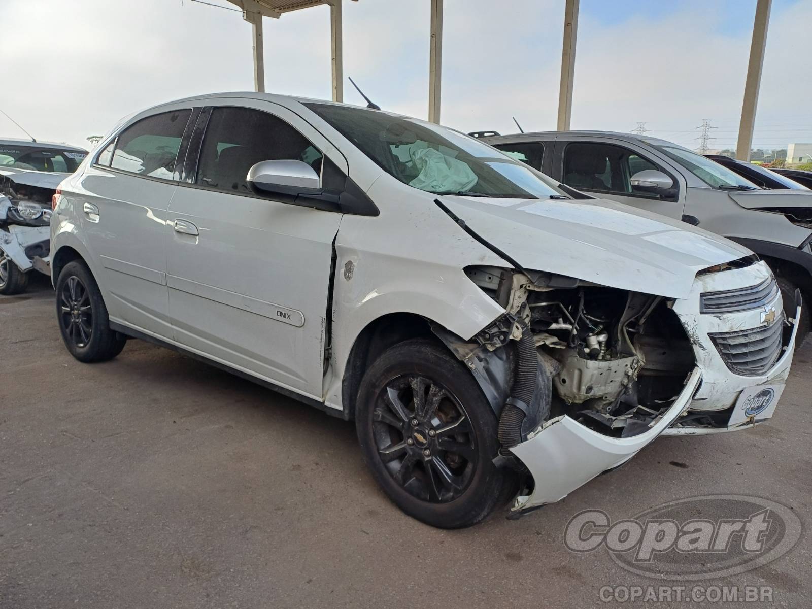 Veículo GM - Chevrolet Onix 2015 CHEVROLET ONIX 2015 em leilão