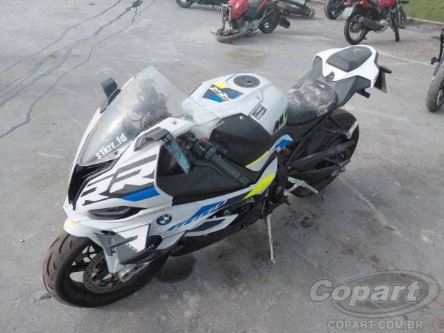 2025 BMW S 1000 