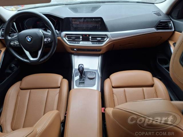 2022 BMW SERIE 3 