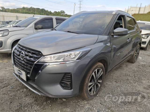2022 NISSAN KICKS 