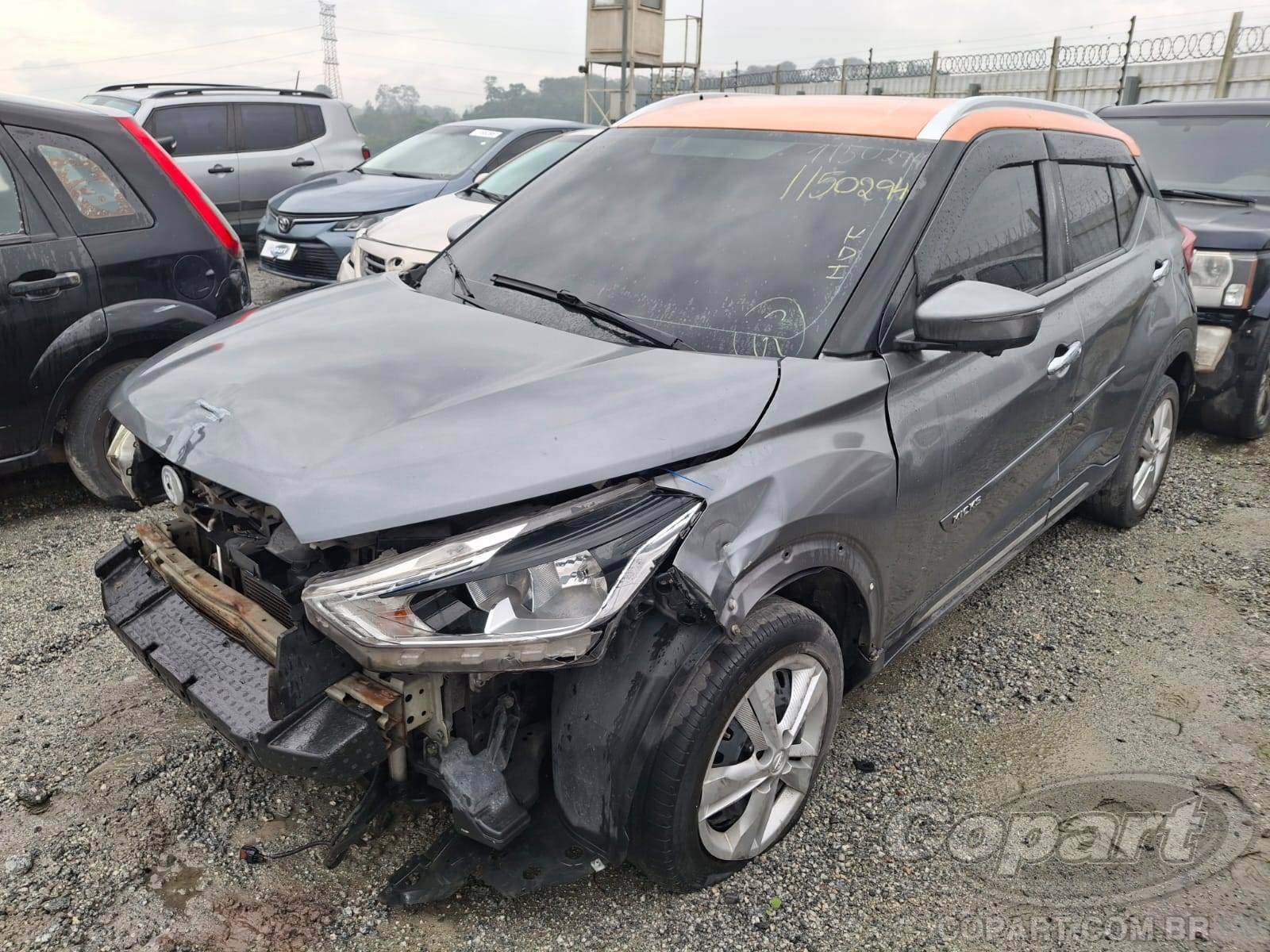 Foto 2: 2018 NISSAN KICKS