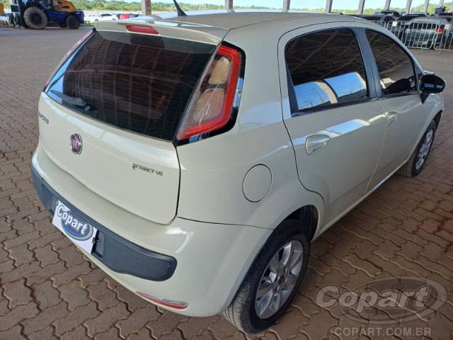 2016 FIAT PUNTO 