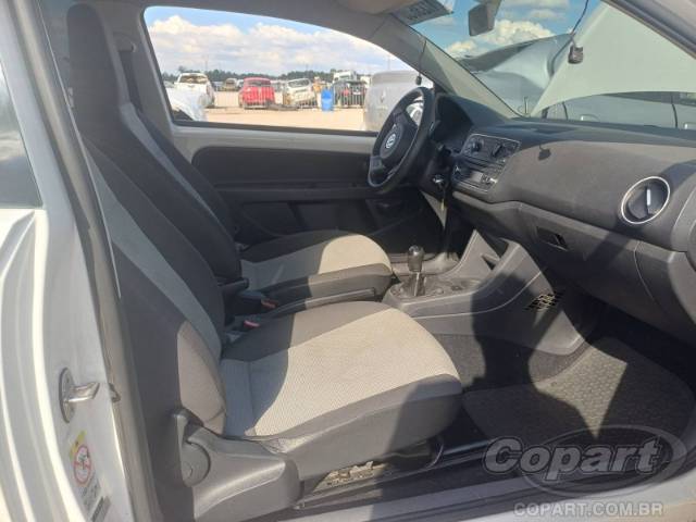 2015 VOLKSWAGEN UP 