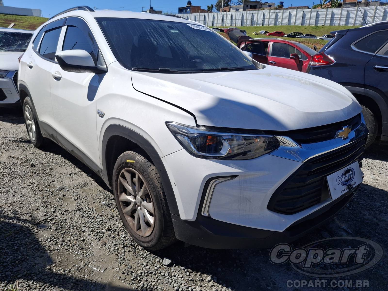 Veículo GM - Chevrolet Tracker CHEVROLET TRACKER AT 1.0 12V Ecotec Turbo 2023 em leilão