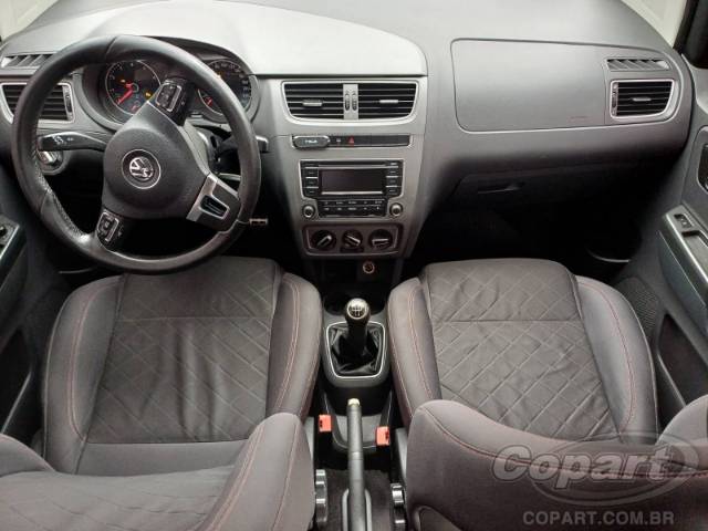 2014 VOLKSWAGEN FOX 