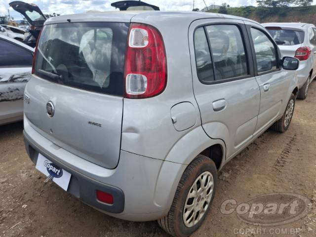 2015 FIAT UNO 