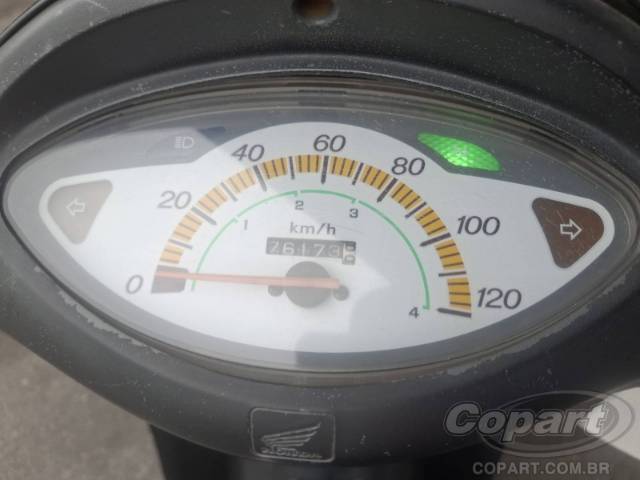 2000 HONDA C 100 
