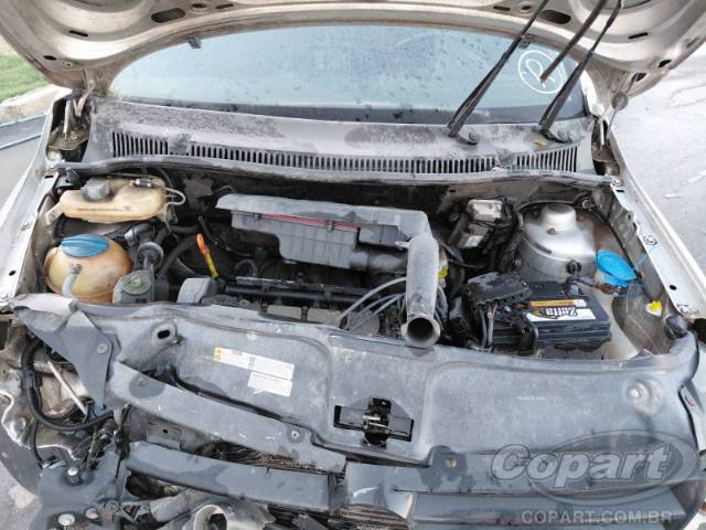 2013 VOLKSWAGEN FOX 