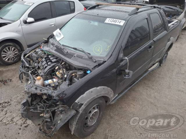 2013 FIAT STRADA 