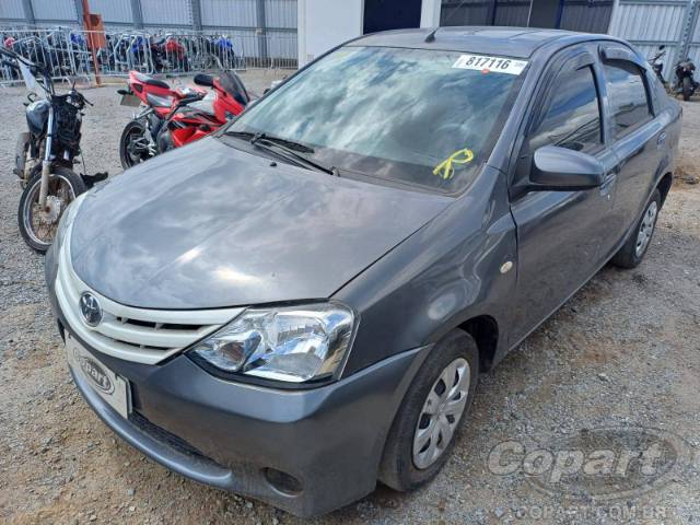 2015 TOYOTA ETIOS SEDA 