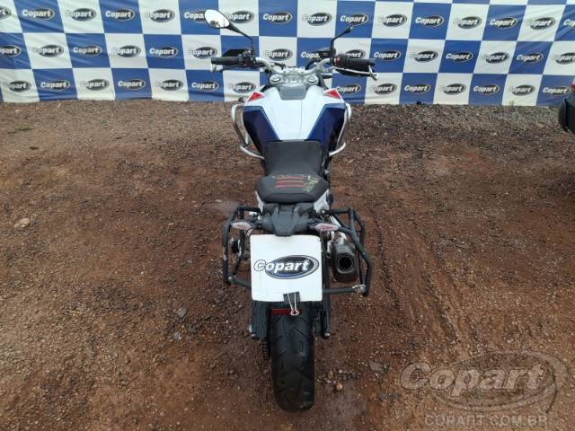 2025 BMW F 900 