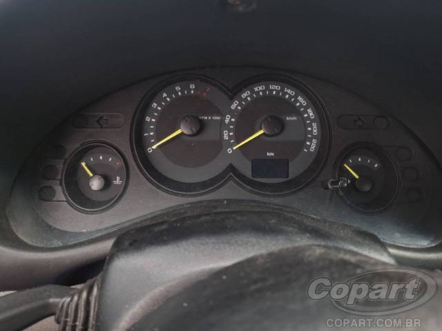2011 CHEVROLET CLASSIC 
