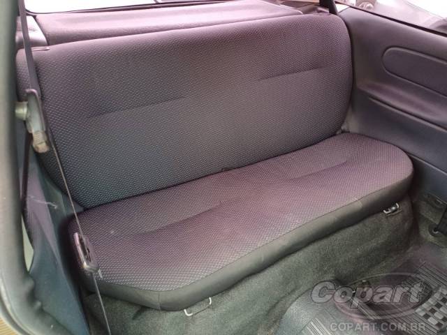 2000 CHEVROLET CORSA 