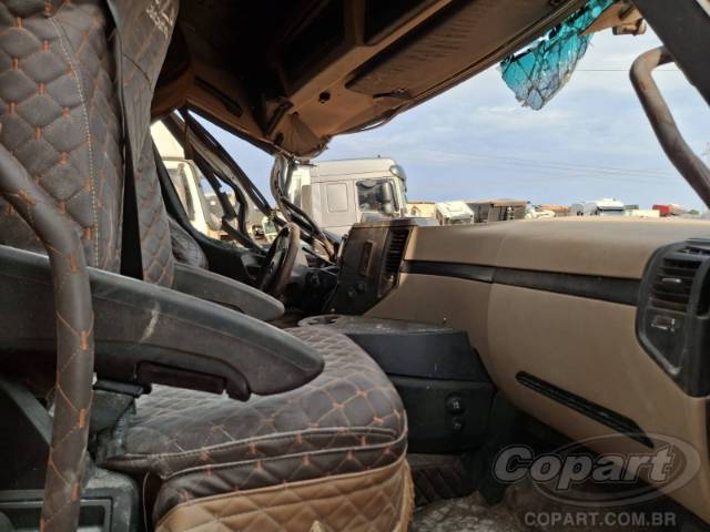 2023 MERCEDES BENZ ACTROS 