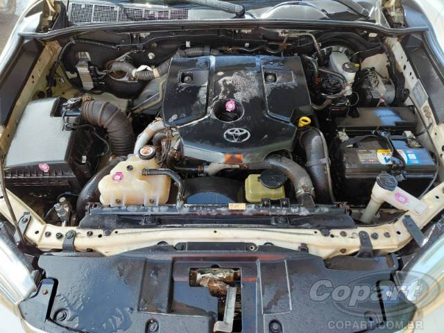 2019 TOYOTA HILUX CD 