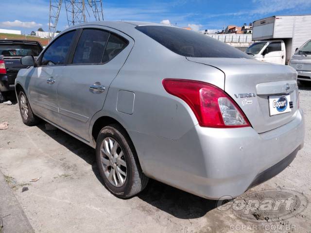 2019 NISSAN VERSA 