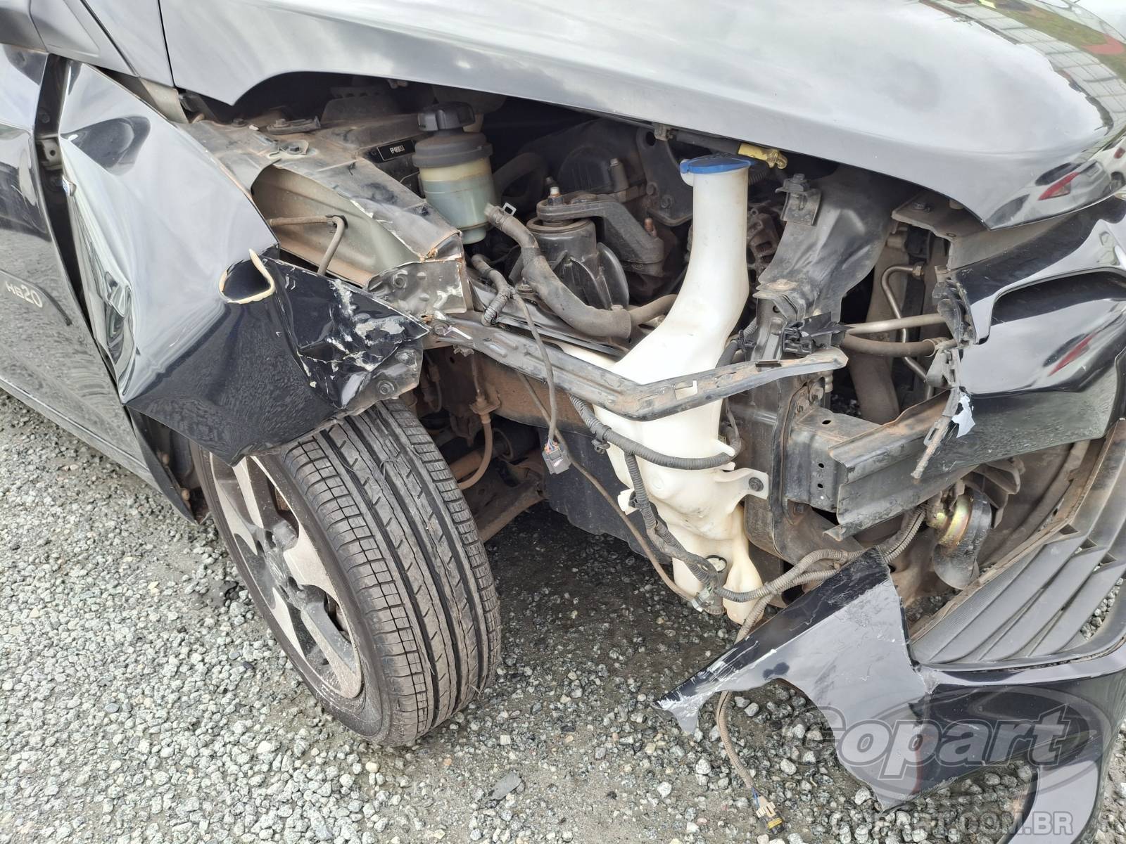 Foto 12 de 15: 2015 HYUNDAI HB20S