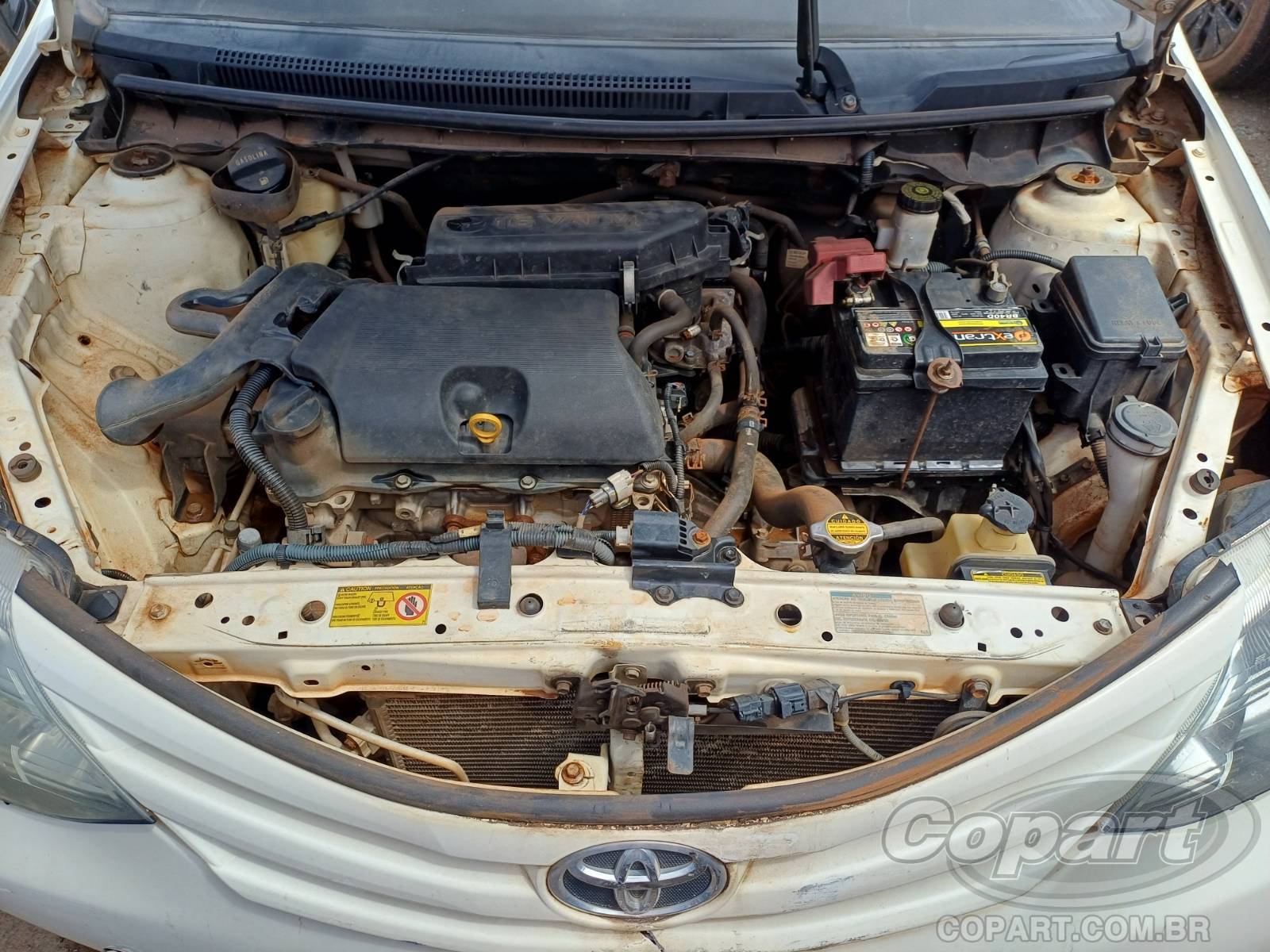 2015 TOYOTA ETIOS SEDA — foto 7 de 10
