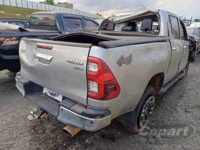 2021 TOYOTA HILUX CD 