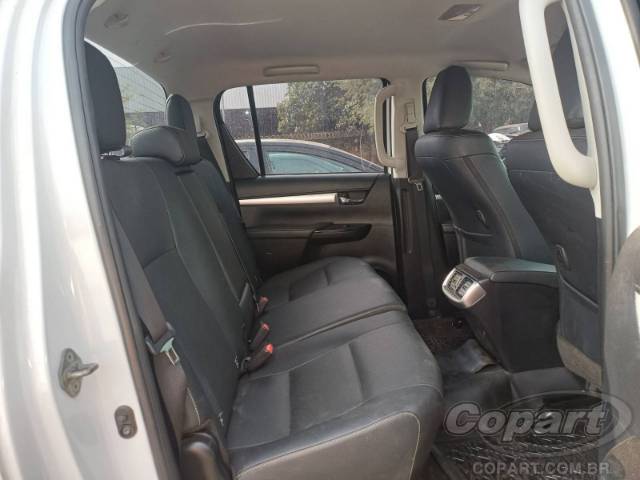 2024 TOYOTA HILUX CD 