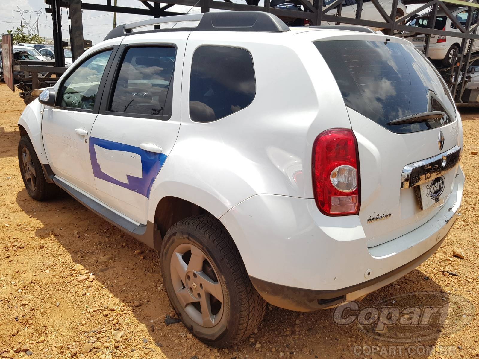 Foto 3: 2015 RENAULT DUSTER