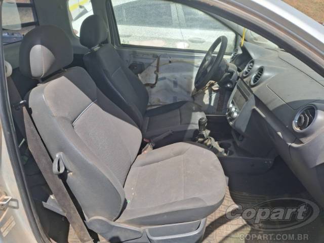 2013 VOLKSWAGEN SAVEIRO CE 