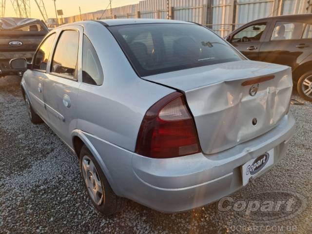 2010 CHEVROLET CORSA SEDAN 