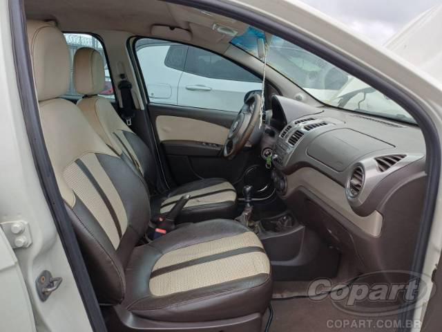 2014 FIAT GRAND SIENA 