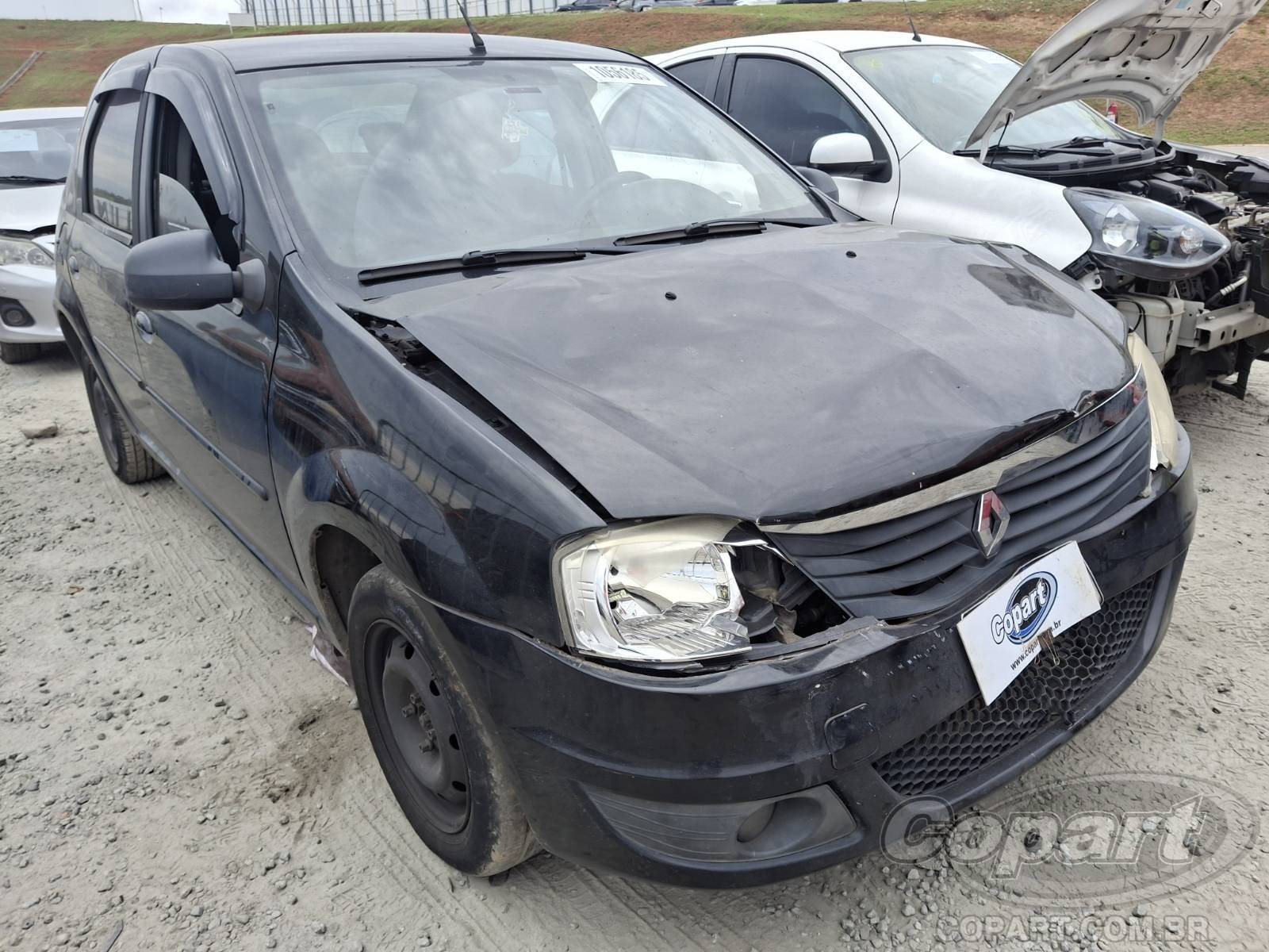 Veículo Renault Logan RENAULT LOGAN 1.0 16V HI-FLEX 2010 2011 em leilão