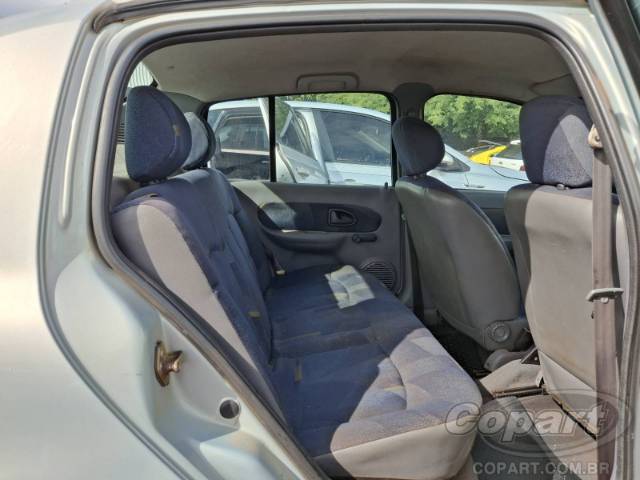 2001 RENAULT CLIO SEDAN 