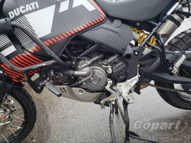 2024 DUCATI DESERTX 