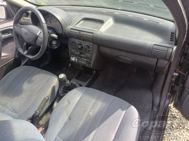 1999 CHEVROLET CORSA 