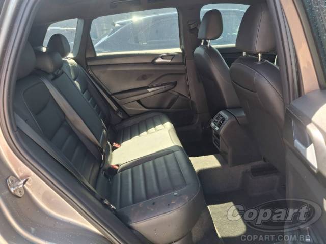 2025 VOLKSWAGEN TAOS 
