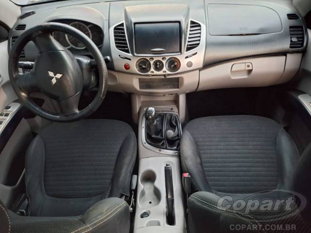 2013 MITSUBISHI L200 TRITON 