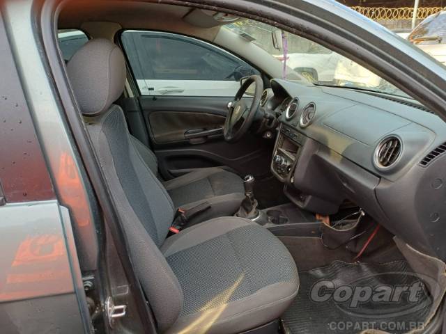 2010 VOLKSWAGEN GOL 