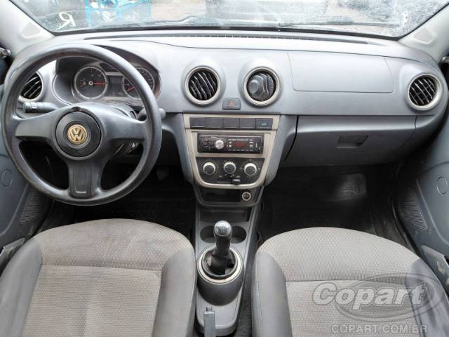 2013 VOLKSWAGEN VOYAGE 