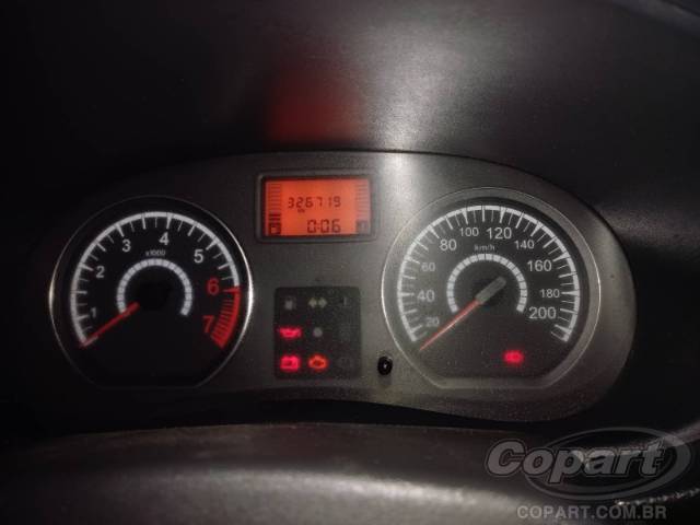 2011 RENAULT LOGAN 