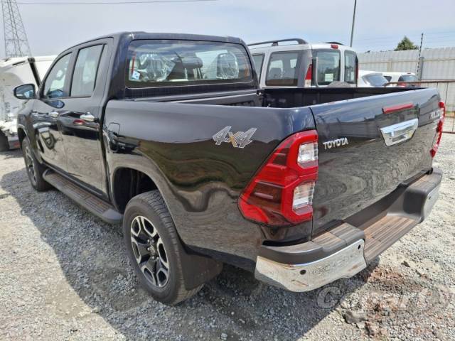 2025 TOYOTA HILUX CD 