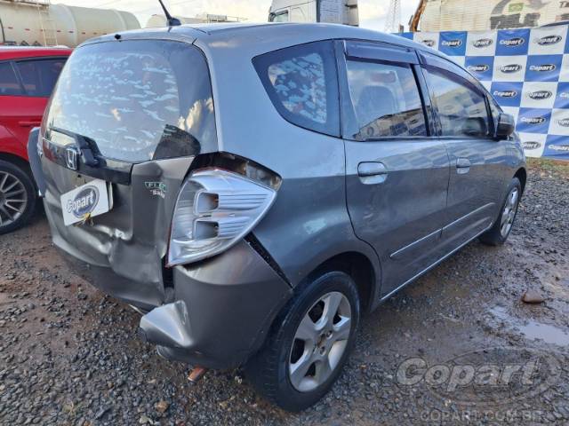 2010 HONDA FIT 