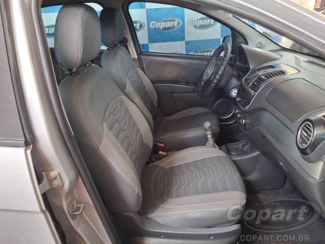 2015 FIAT GRAND SIENA 