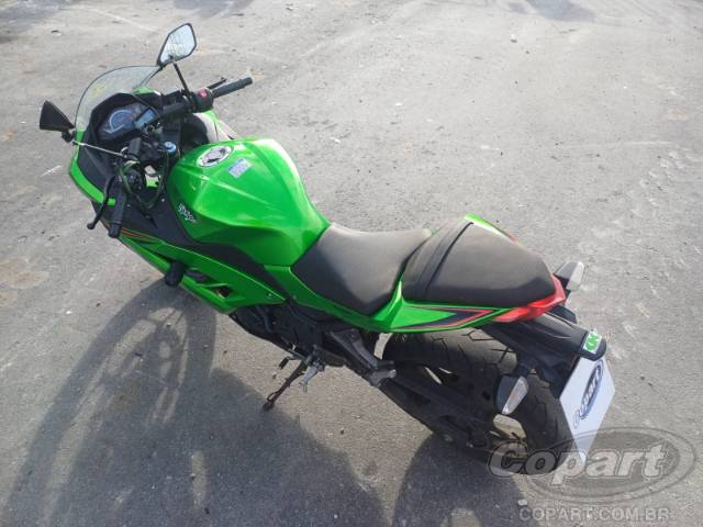 2024 KAWASAKI NINJA 300 