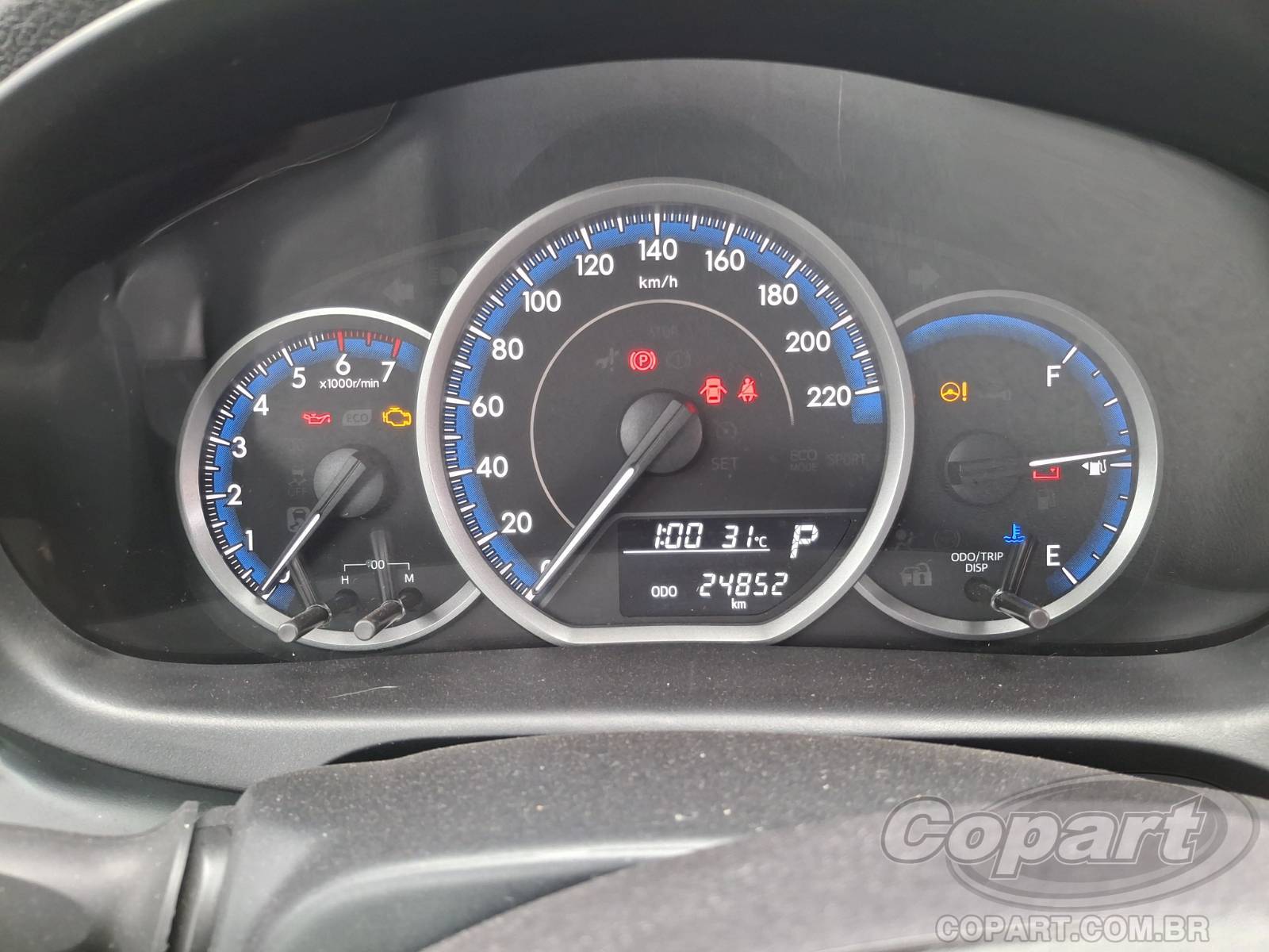 Foto 8 de 11: 2023 TOYOTA YARIS