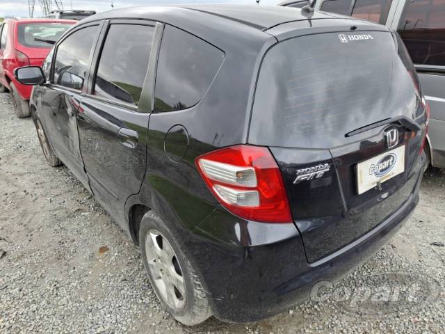 2010 HONDA FIT 