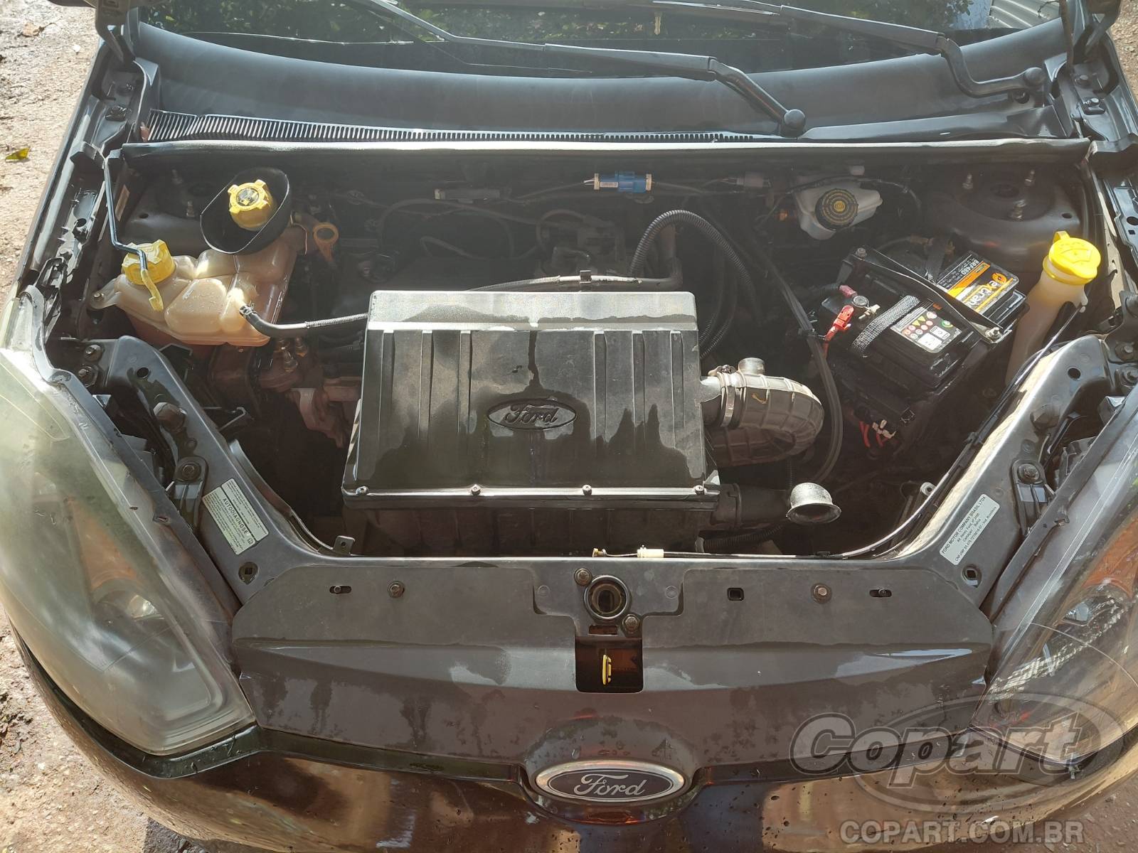 Foto 7 de 9: 2013 FORD FIESTA