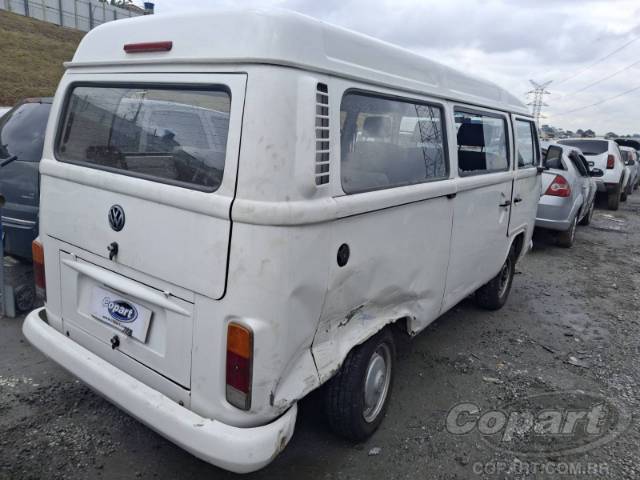 2013 VOLKSWAGEN KOMBI 