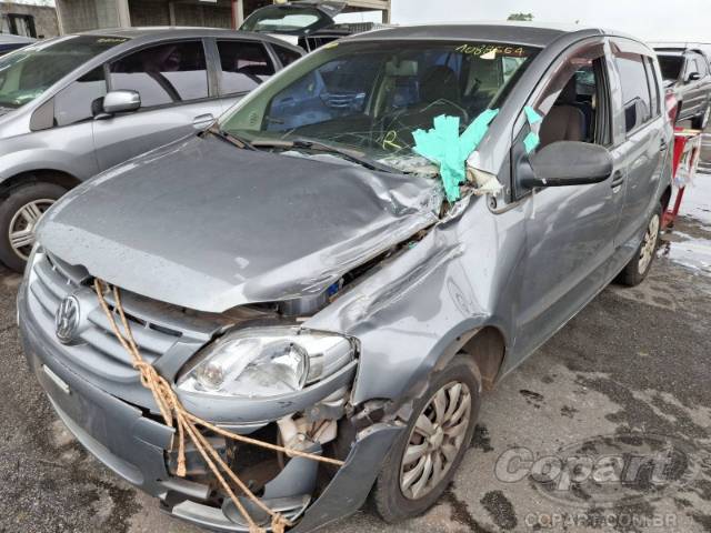2004 VOLKSWAGEN FOX 
