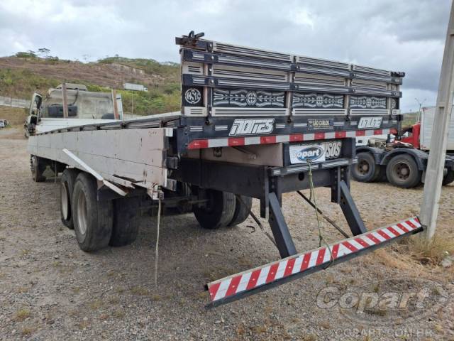 2011 FORD CARGO 2428E 
